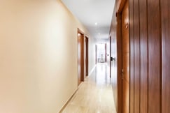 Hotel O Paradise, Noida