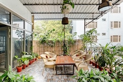 Jungle Retreat A Cozy BnB in Hauz Khas, Delhi