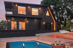 Midnight Alpine 2 BHK by Stay Serene Luxury, Murbad