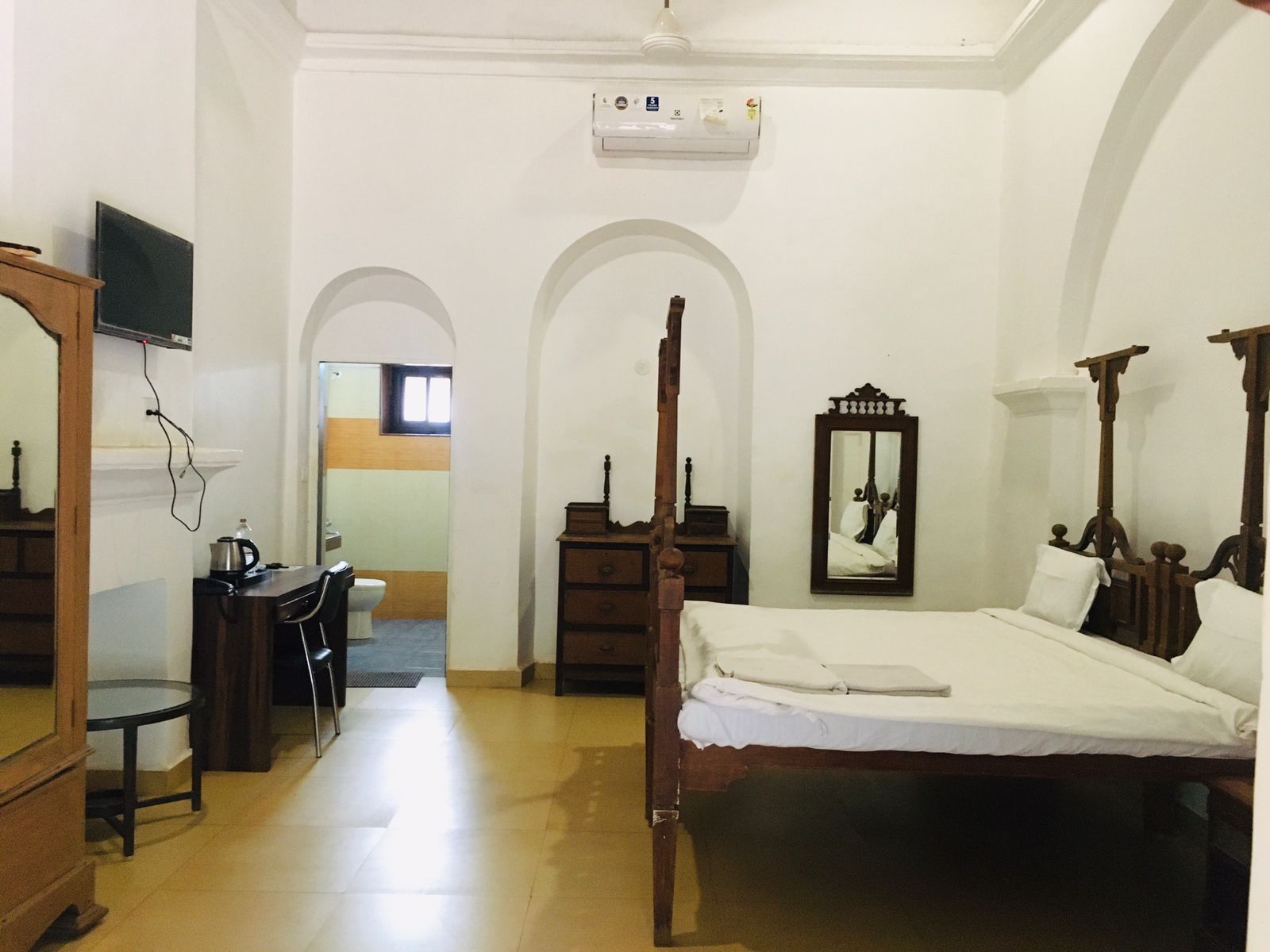 Heritage Room 1