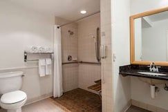 Best Western Plus Humboldt Bay Inn, Coos, Oregon