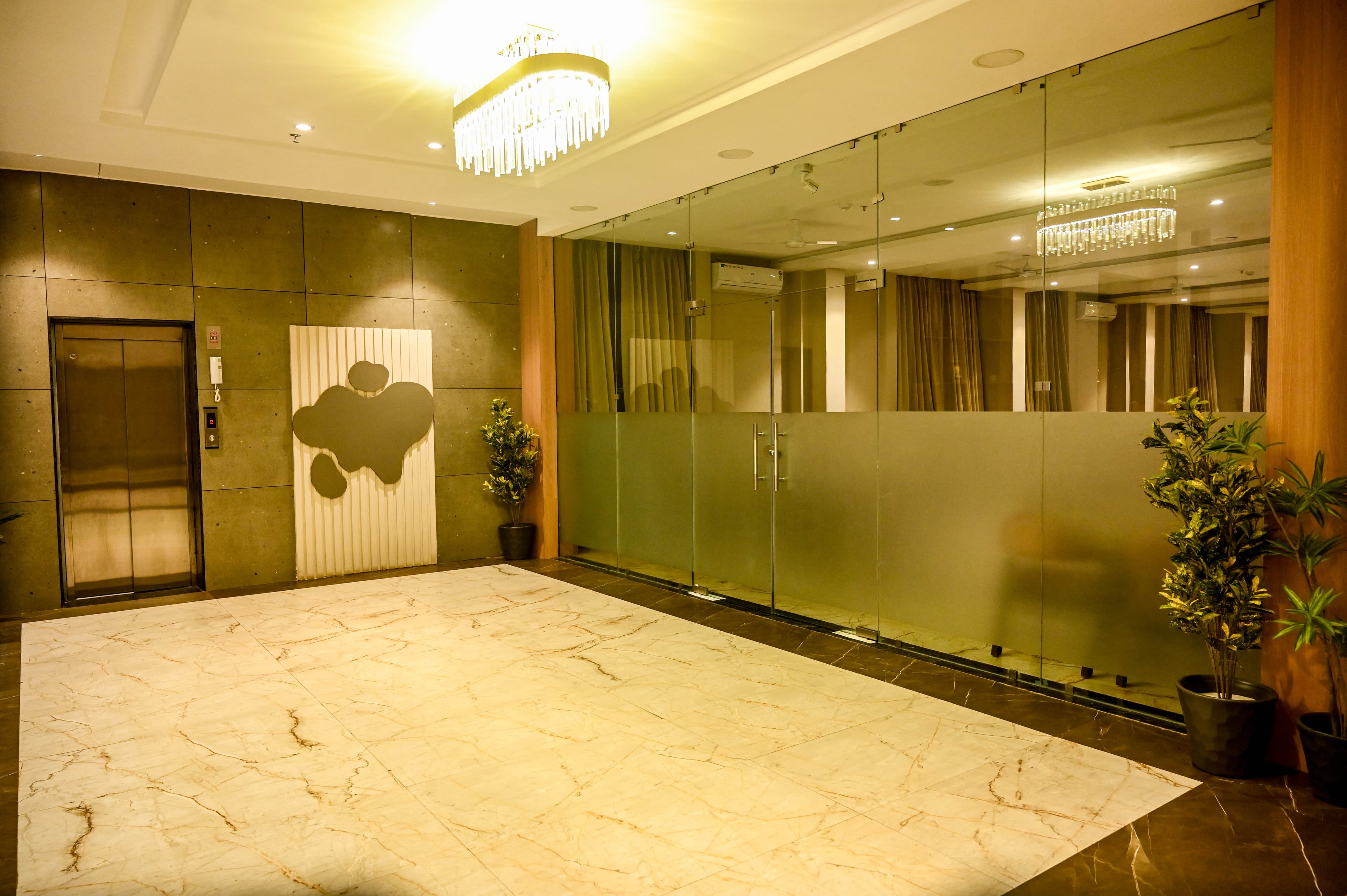 Hotel Maa Bhagwati Palace - Tap to explore photos