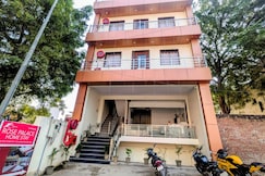 OYO Hotel O PALACE HOME STAY, आगरा
