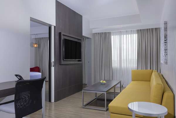 Park Inn by Radisson Iloilo - Tap to explore photos