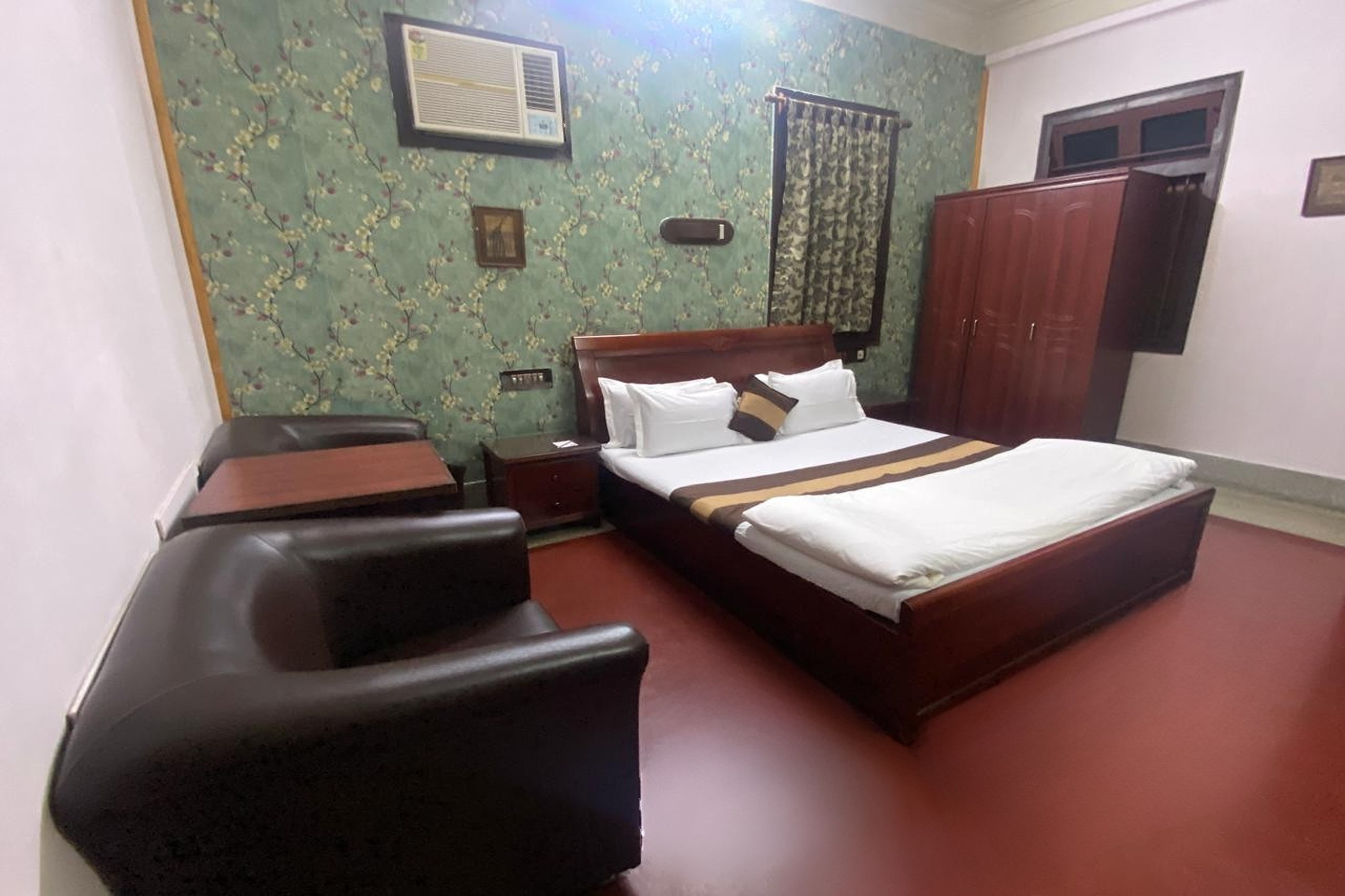 The Kei Suites - Tap to explore photos