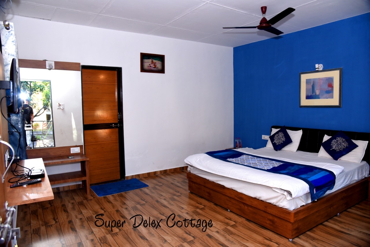 Glorious Gir Resort - Tap to explore photos