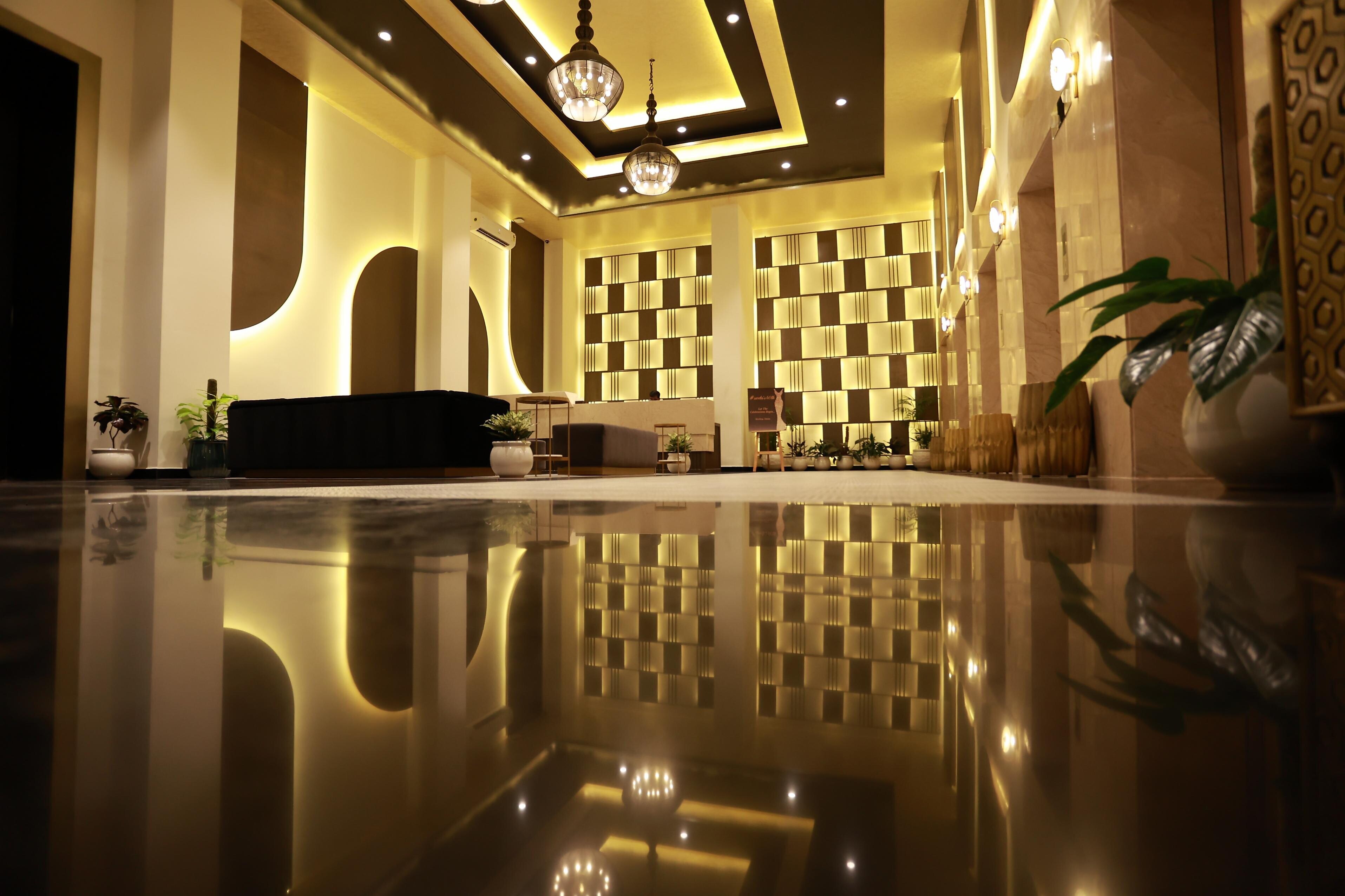 The luxurious suites - Tap to explore photos