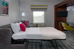 Hampton Inn & Suites Winston-Salem/University Area, Forsyth