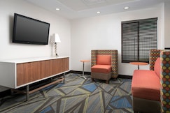 Holiday Inn Express Washington DC - BW Parkway, an IHG Hotel, Washington, D.C.