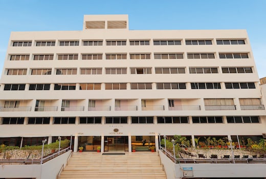 Palette Hotel Surya Vadodara