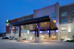 Holiday Inn Express & Suites Great Bend, an IHG Hotel, Barton