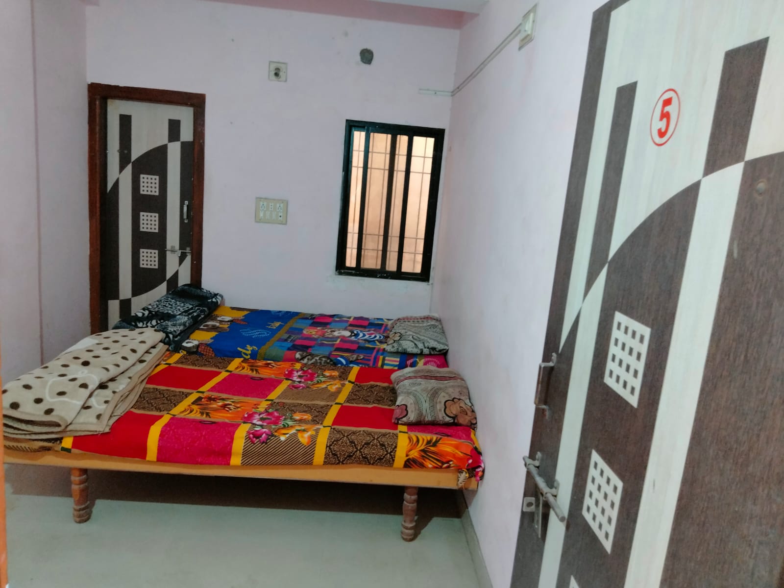 VIHAR GUEST HOUSE KHAMBHALIYA - Tap to explore photos