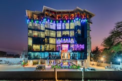 HOTEL AMIT EXECUTIVE INN, Karad