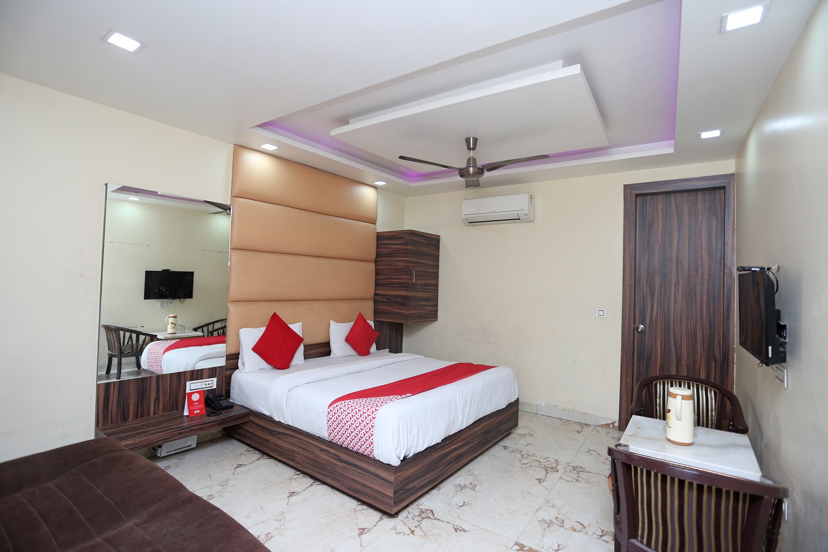 Hotel O Samrat - Tap to explore photos