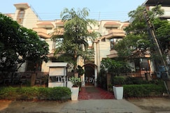 TrustedStay GGNAJ1, Gurgaon