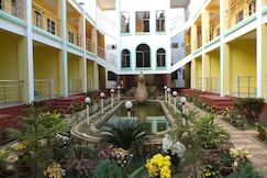 The SAGAR KINARE HOTEL AND RESORT, Tajpur