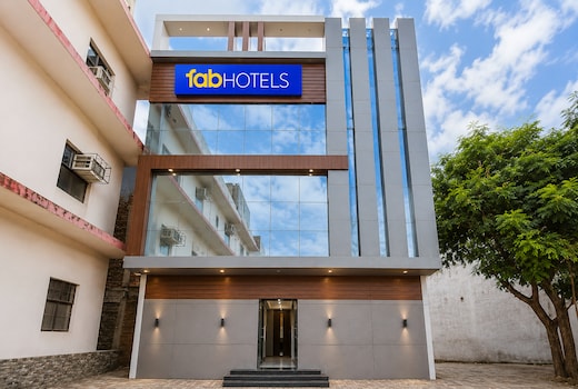 FabHotel Vrindavan Dham
