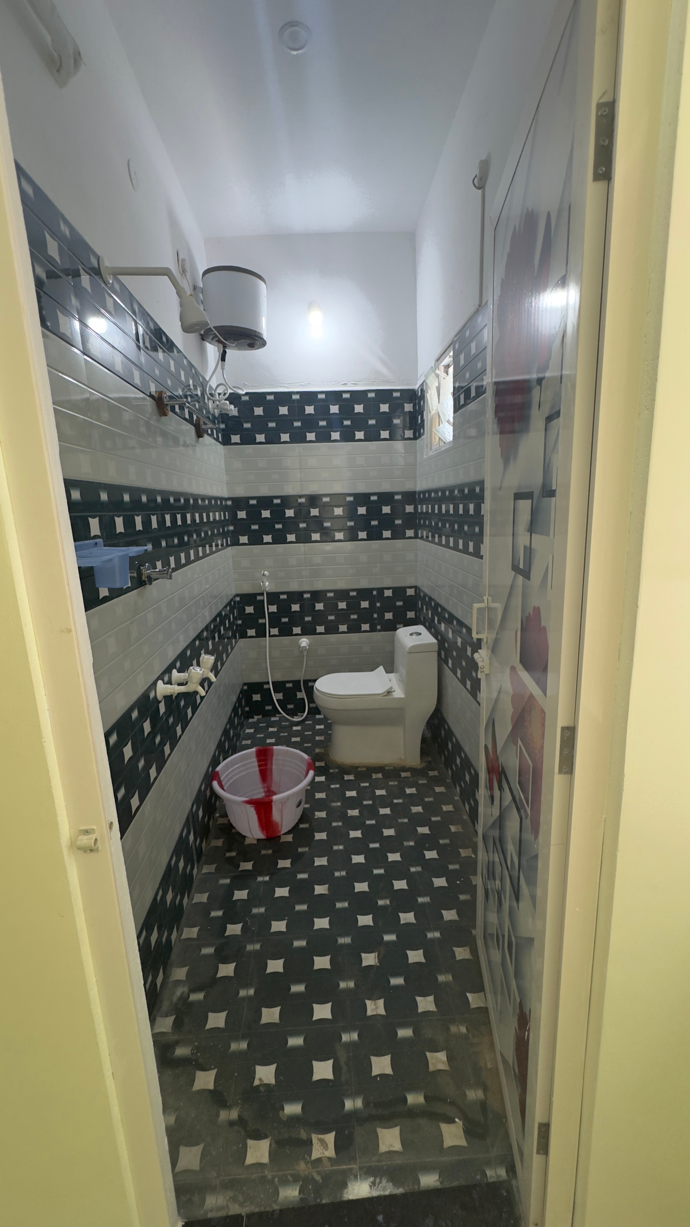 Hotel Senthooran Residency - Tap to explore photos