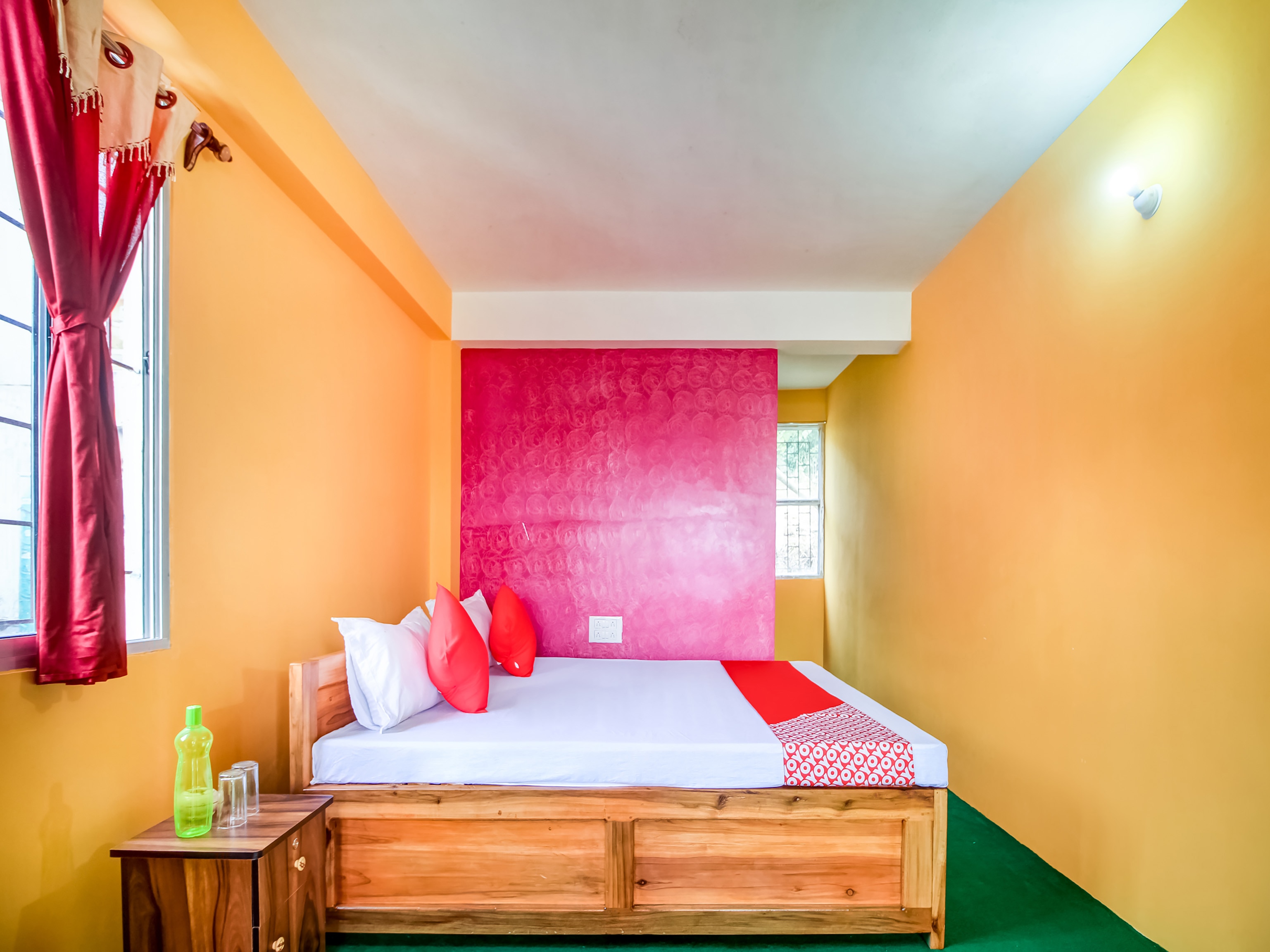 Hotel O Uzen Homestay - Tap to explore photos