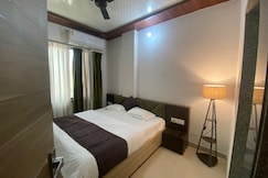 Shri Hanuman Hotel and Restaurant, Khatu