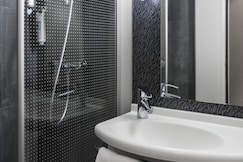 ibis Li, Liege