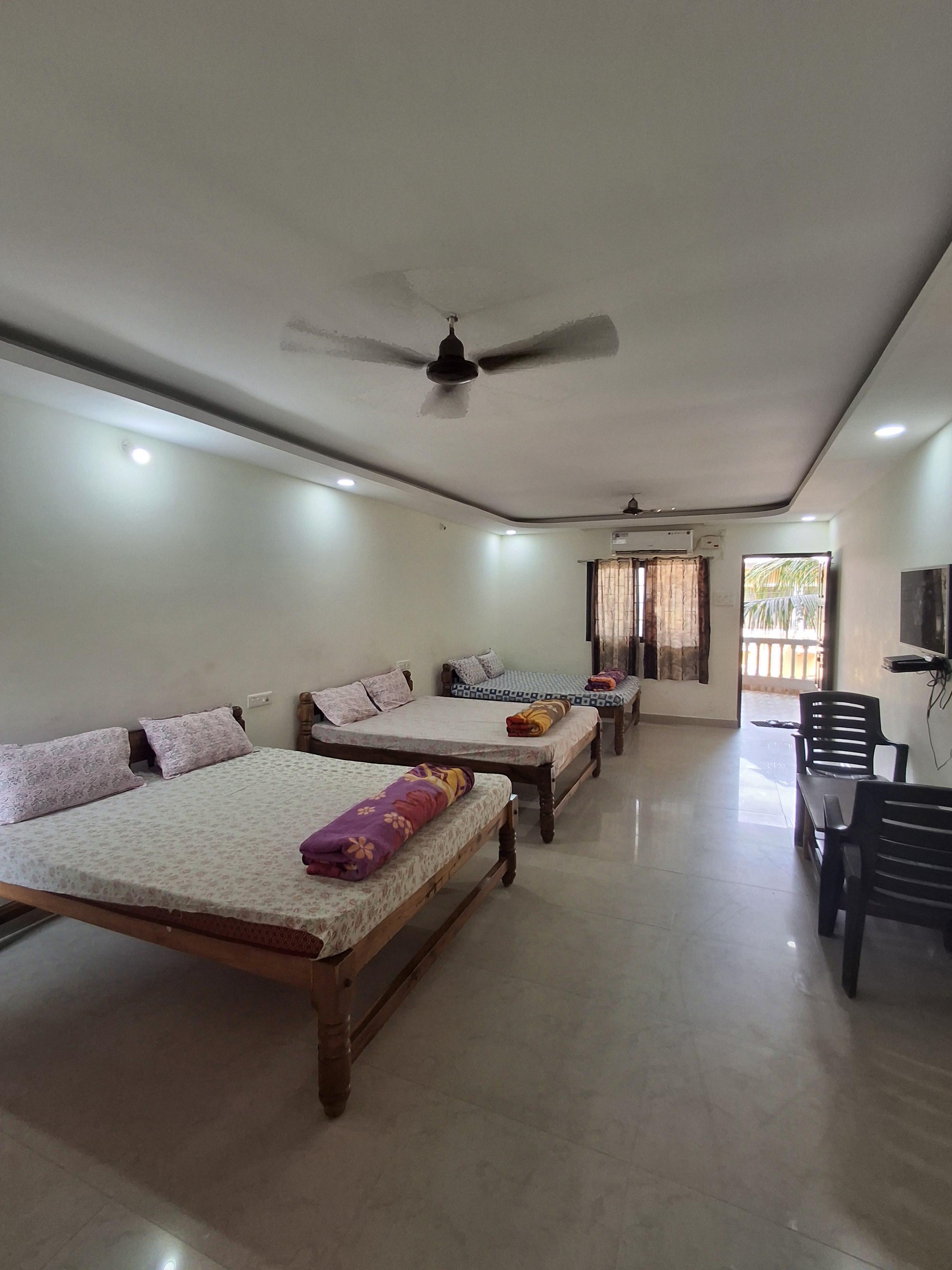 Eumi Guest House - Tap to explore photos