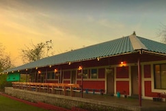 Bigfoot Stay - Forganic Farm | Rooms & Wi-Fi, Khopoli