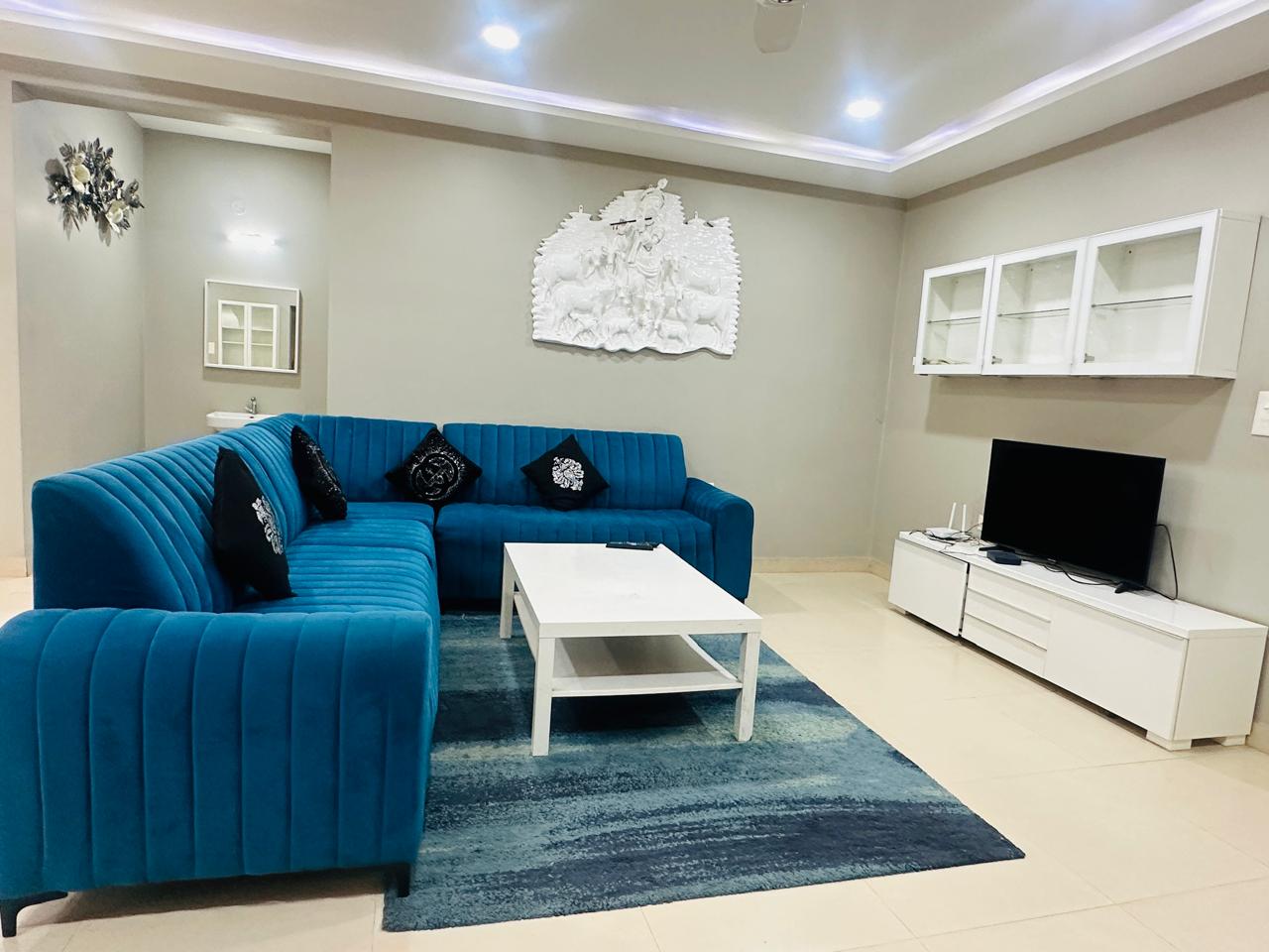 Beautiful peaceful 3bhk Jublee hills - Tap to explore photos