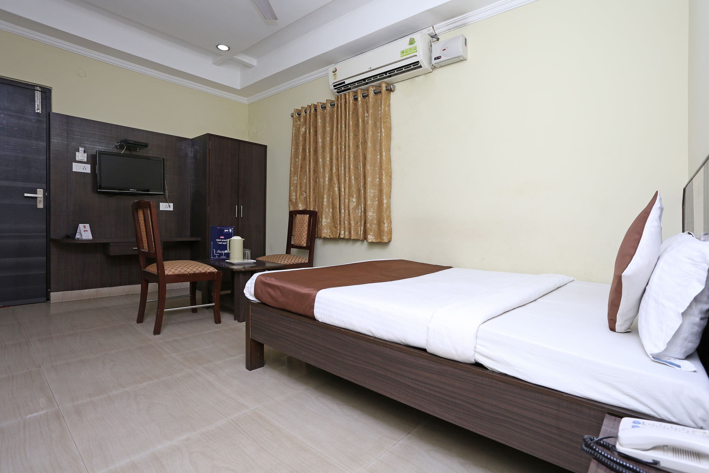 Hotel O Saraswathi Residency Near SR Nagar Metro Station - Tap to explore photos
