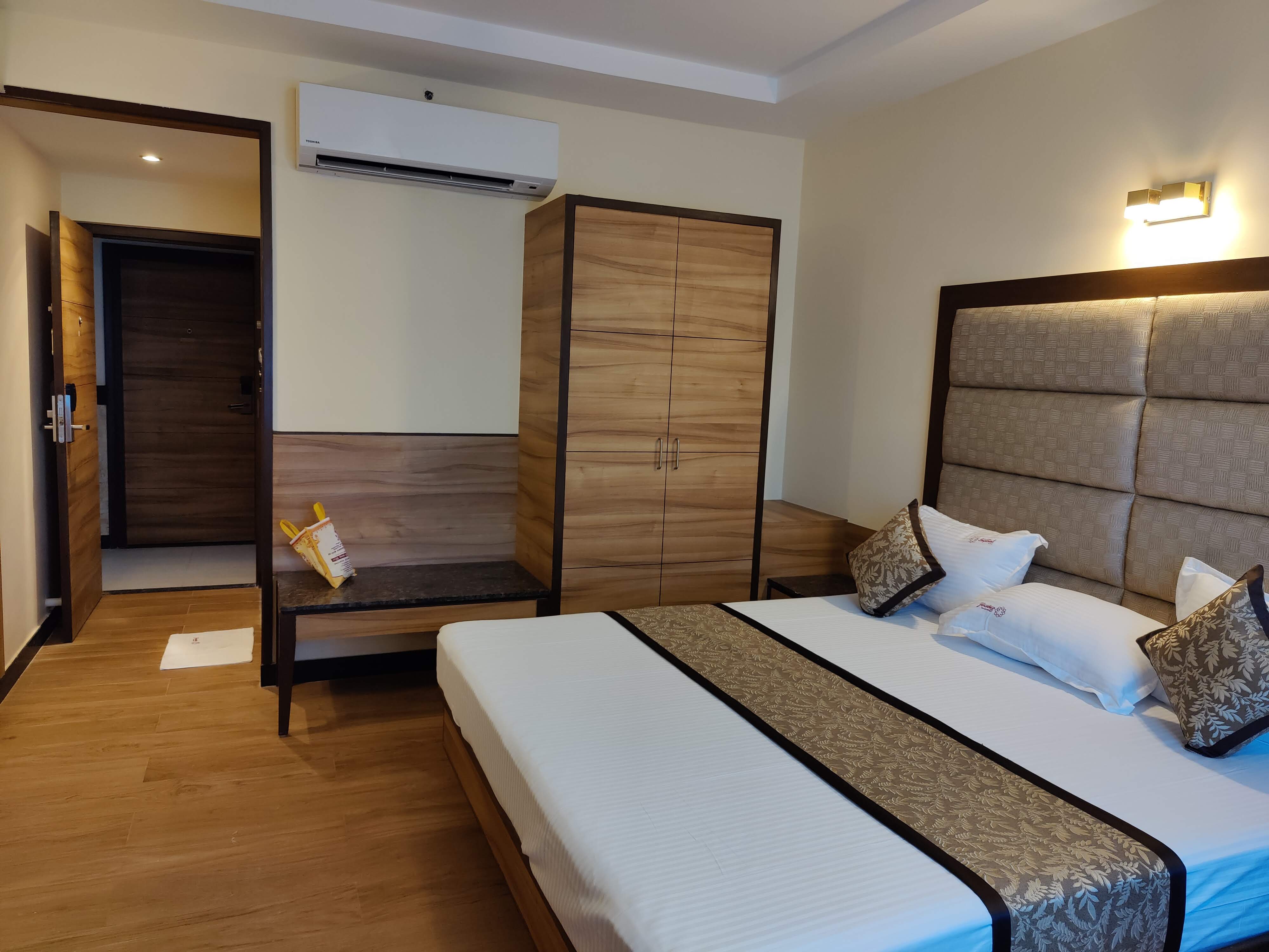 HOTEL SMS GRAND IMPERIAL VELLORE - Tap to explore photos