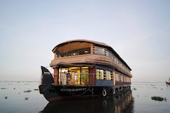 Anna Cruise Houseboats, Alleppey