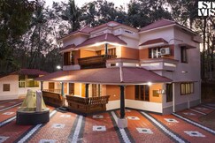 StayVista at Solace @ Nayara Farmhouse, Nedumangad