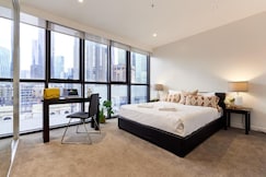 Arrow On Swanston, ملبورن