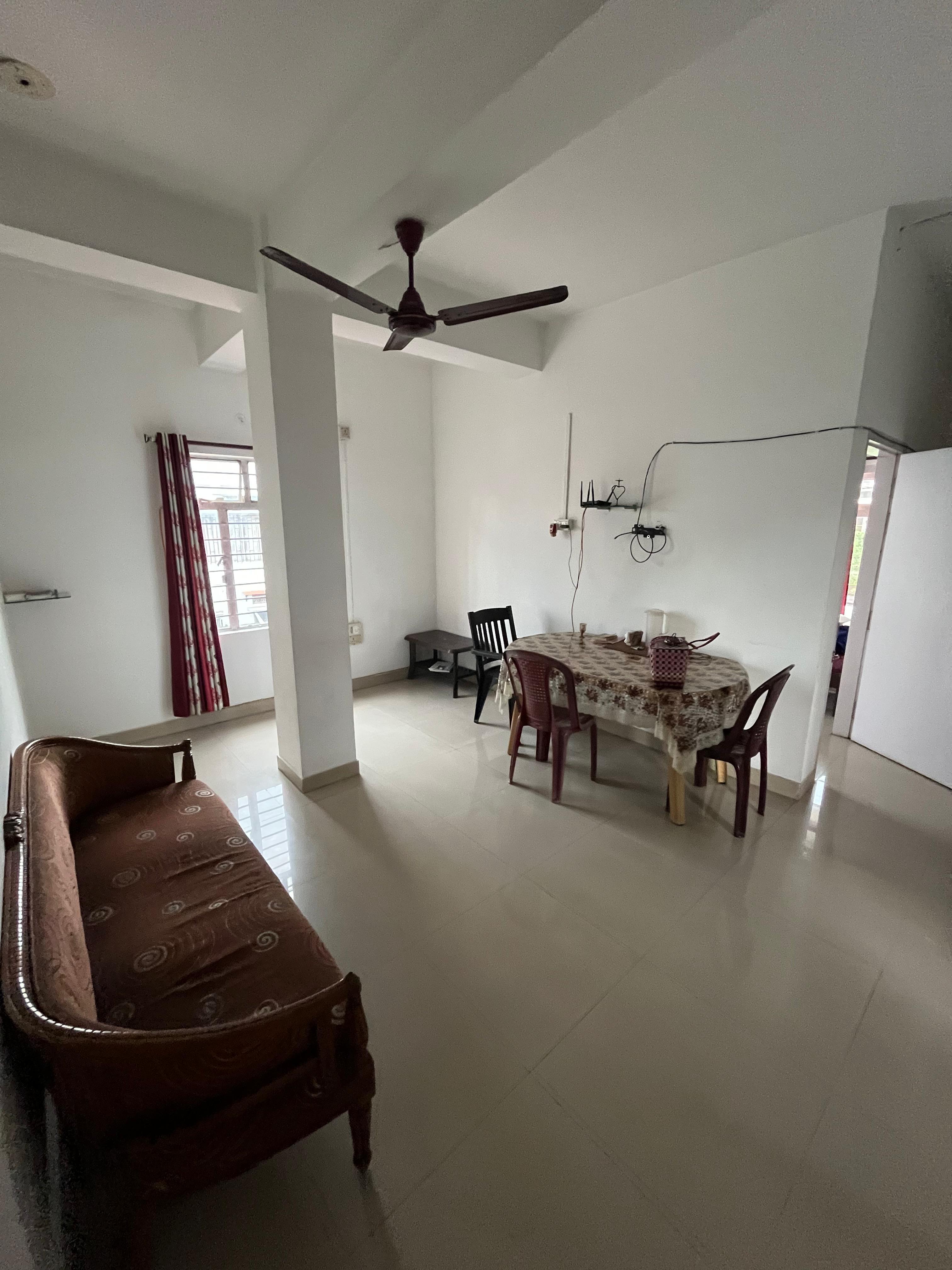 Homestay 32 | 3BHK Fully Furnished Apartment - Tap to explore photos