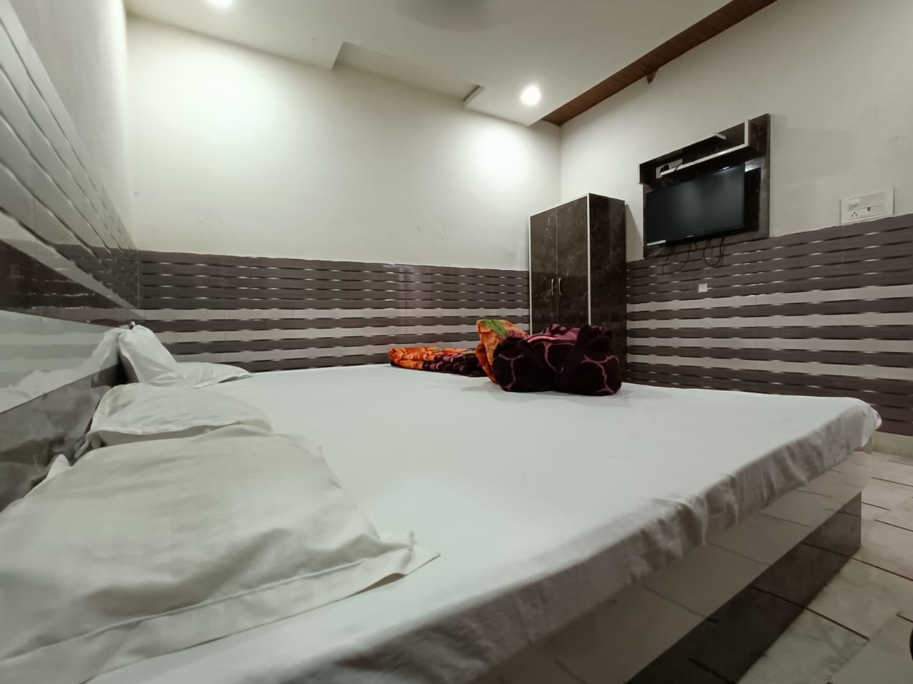 Alfa Palace Ajmer - Tap to explore photos