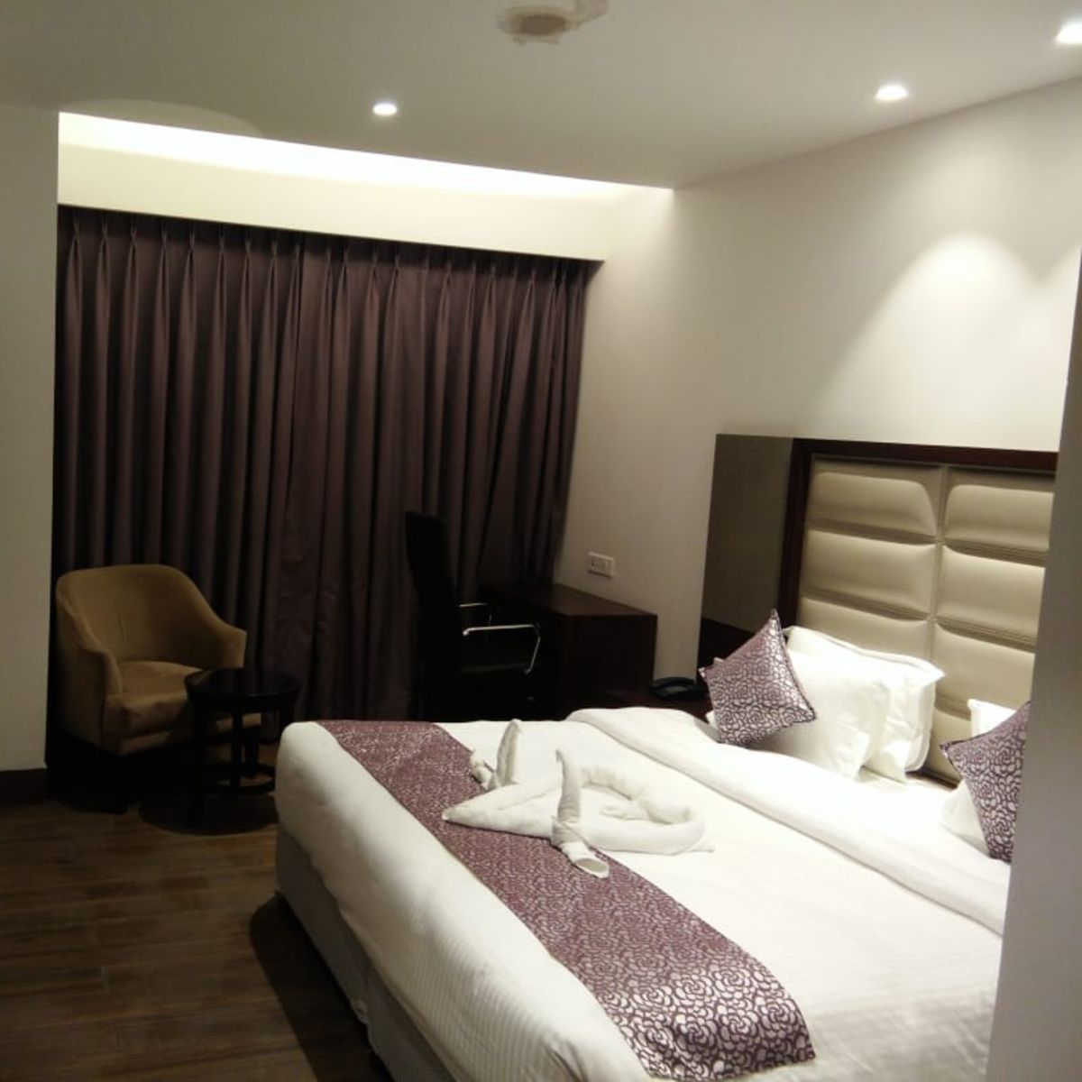 Bharawan Clarks Inn Express Amritsar Inr 1157 Off 3 0 9 9