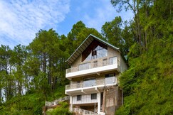 V are Family Spring Hills Villa, Kasauli