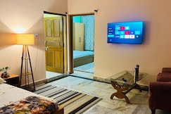 The Veerbhadra | Madhuraj Stays, Varanasi