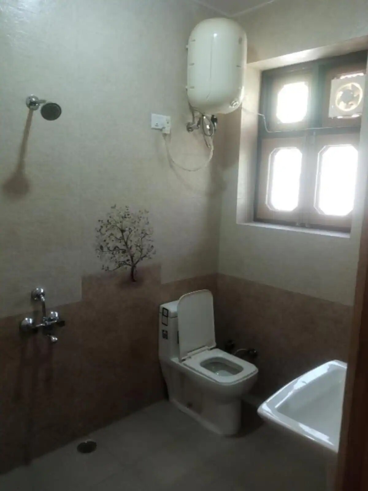 River Stone Villa & Home Stay - Tap to explore photos