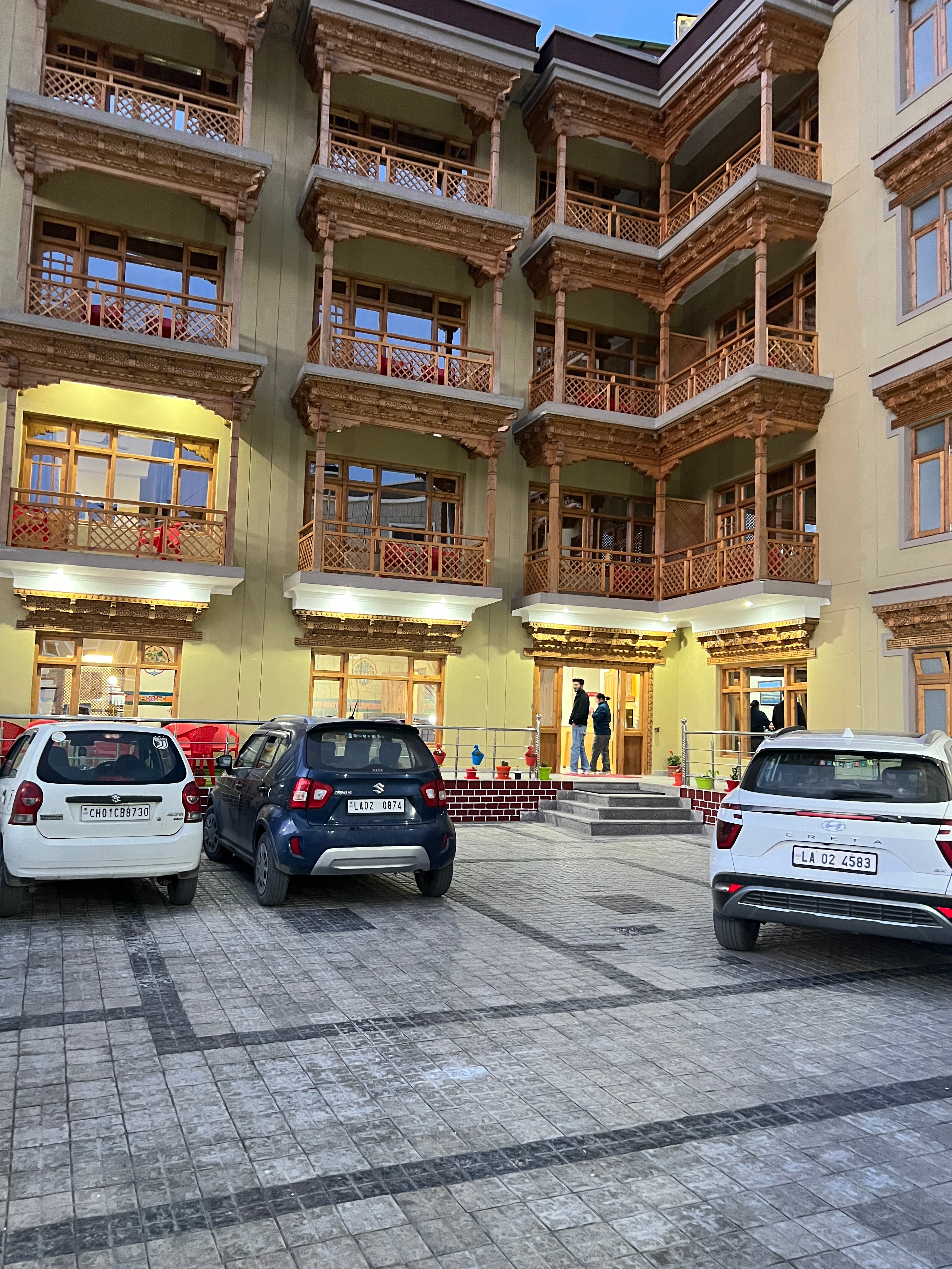 Photo 2