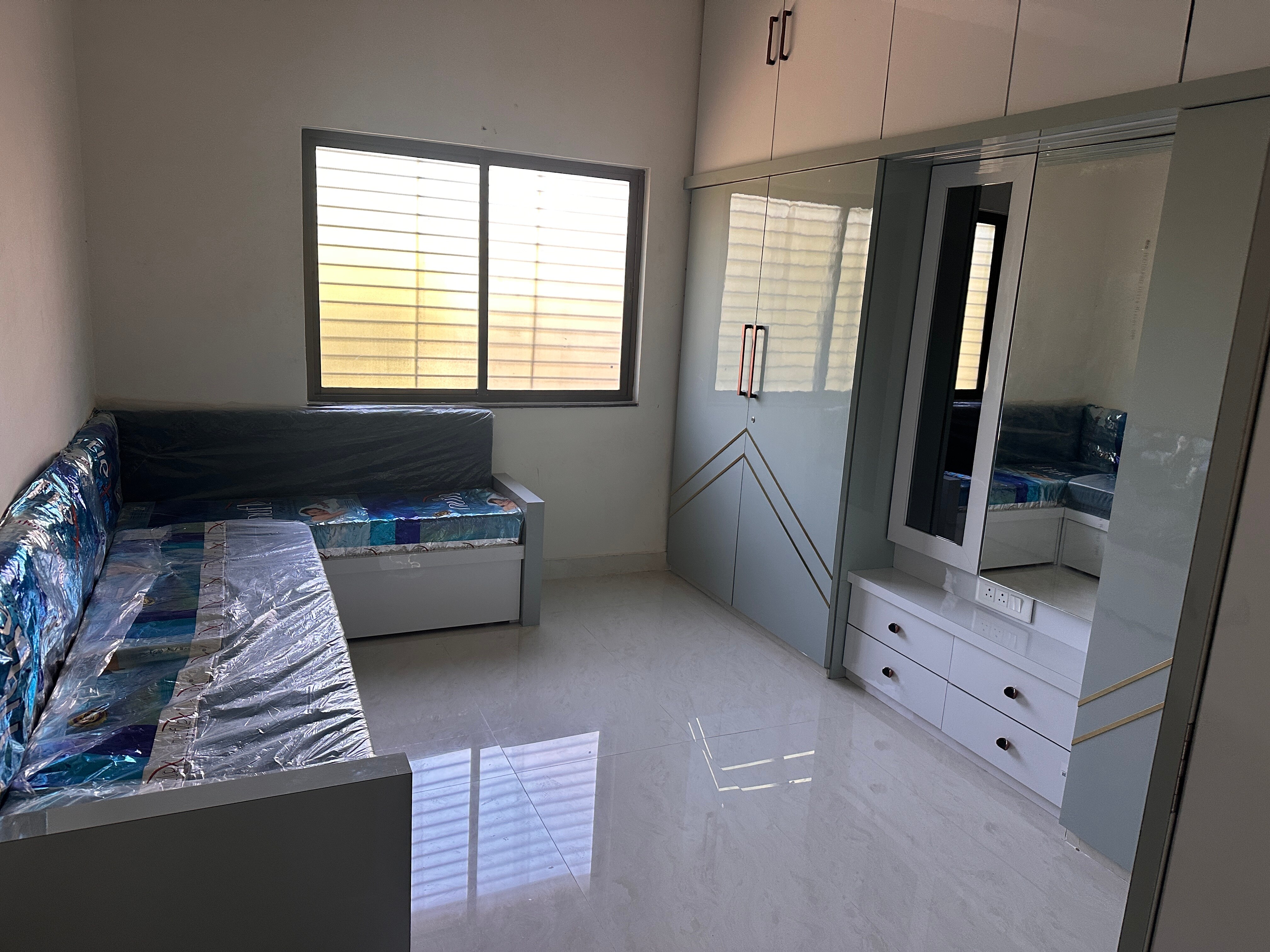 SHREE KRISHNA HOME STAY - Tap to explore photos