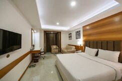 Hotel Chennai Le Palace, Chennai