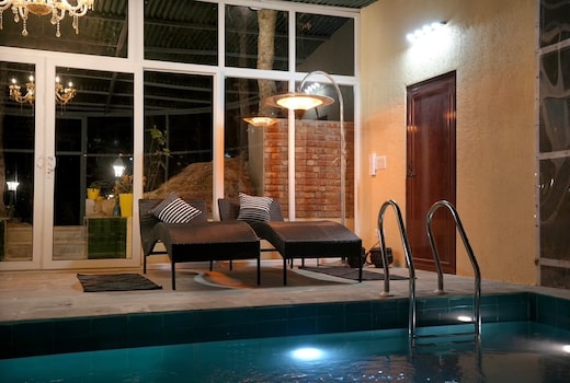 2 Luxury Tents w Heated Pool in Majkhali - Chinar and Deodar