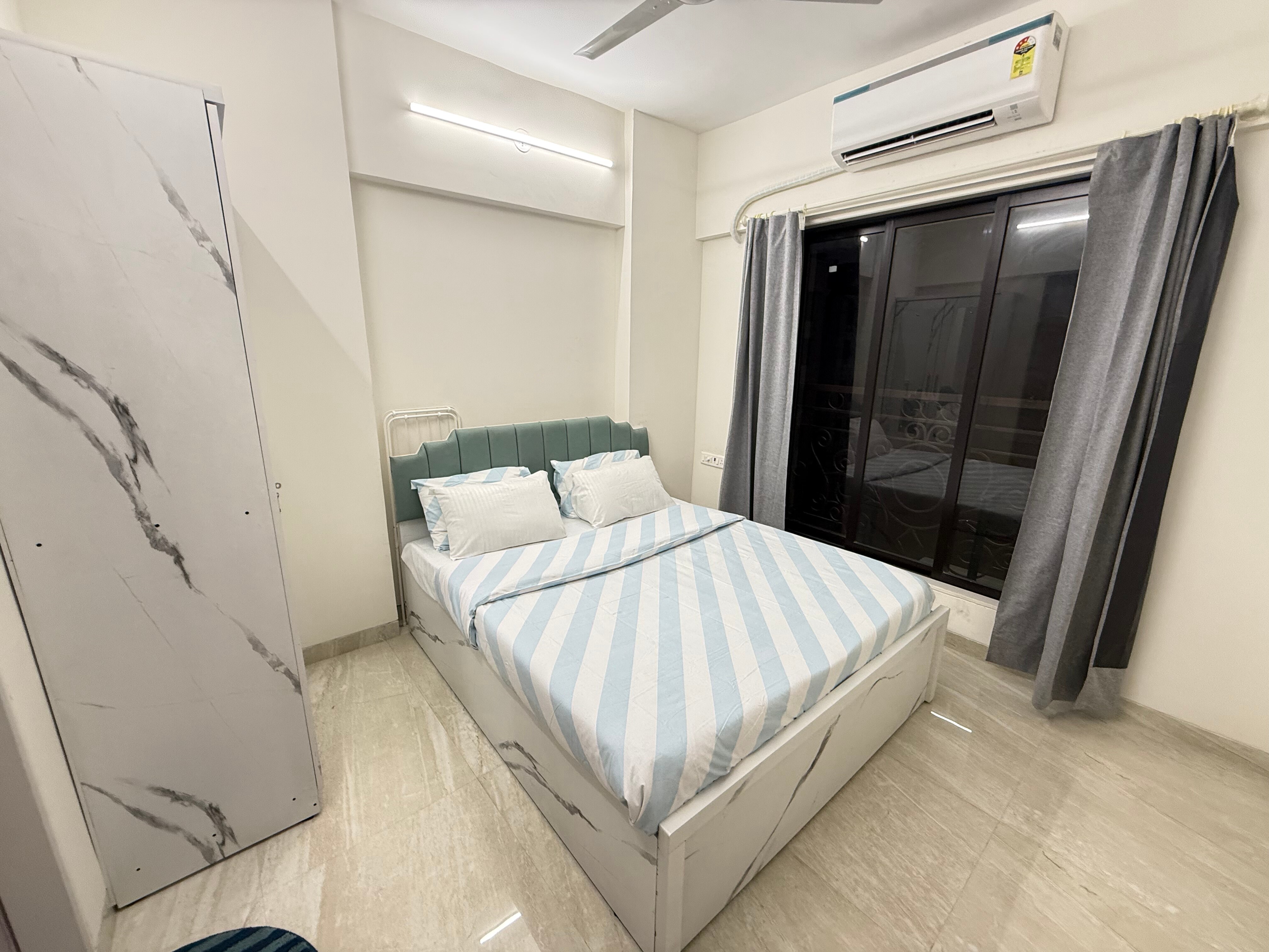 1BHK Apartment Near Mumbai Airport - Tap to explore photos