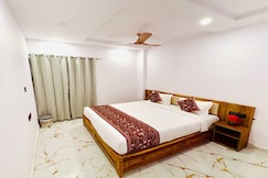 Hotel Shiva Darshanam Near Luxa, Varanasi
