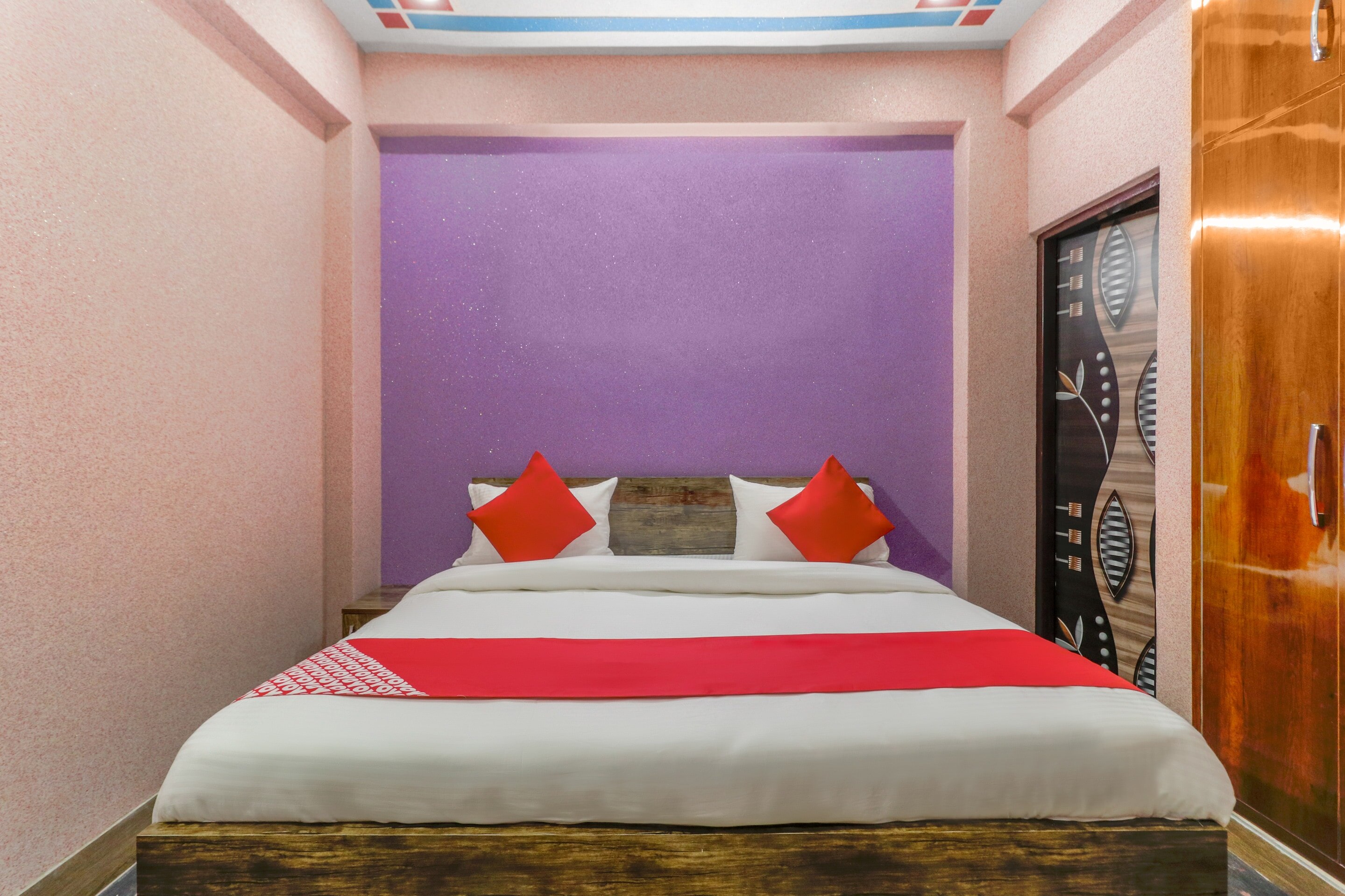 Hotel O Mastic Marvell - Tap to explore photos