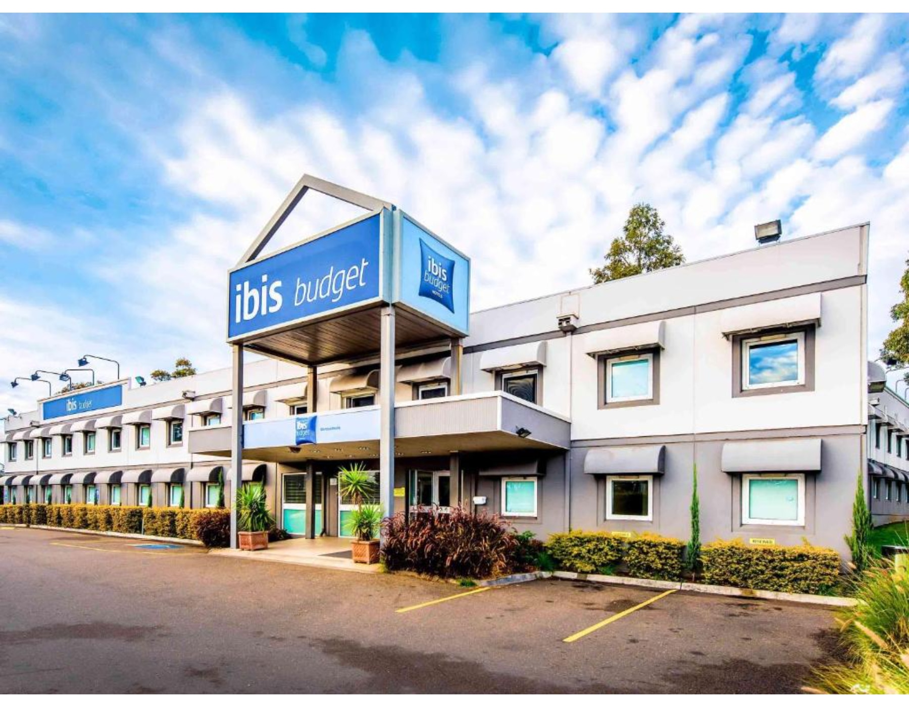 ibis budget Wentworthville - Tap to explore photos