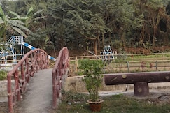 TEA LEAF RESORT, Siliguri