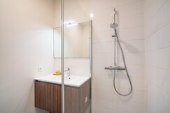 Comfy Stay for 10 near Antwerp Station, Antwerp