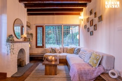 The Little House by VEO - Part of StayVista, Kufri